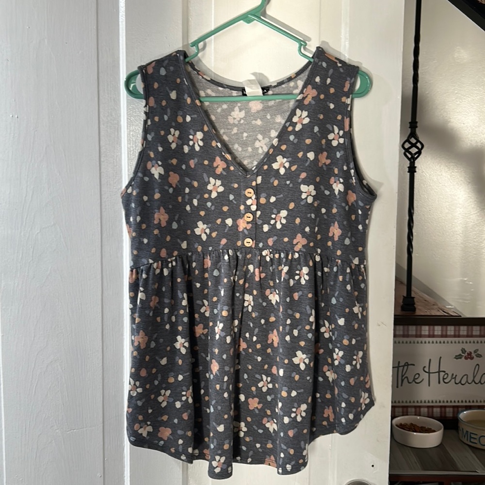 Flowy Top